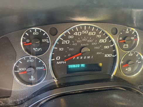 Used 2022 GMC Savana 3500 Extended w/ Power Convenience Package RWD image 6