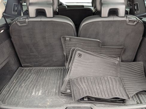 Used 2022 Volvo XC90 T5 Momentum w/ Climate Package image 36