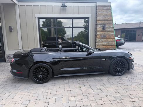 Used 2018 Ford Mustang GT Premium w/ GT Performance Package RWD image 7