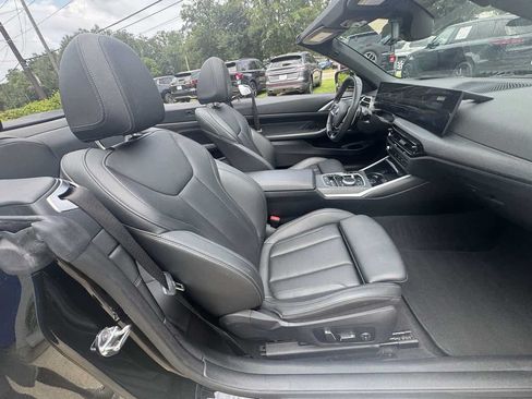 Used 2025 BMW 430i Convertible w/ Premium Package RWD image 22