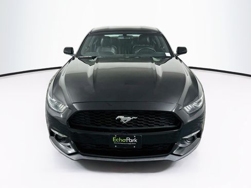 Used 2017 Ford Mustang Coupe RWD image 2