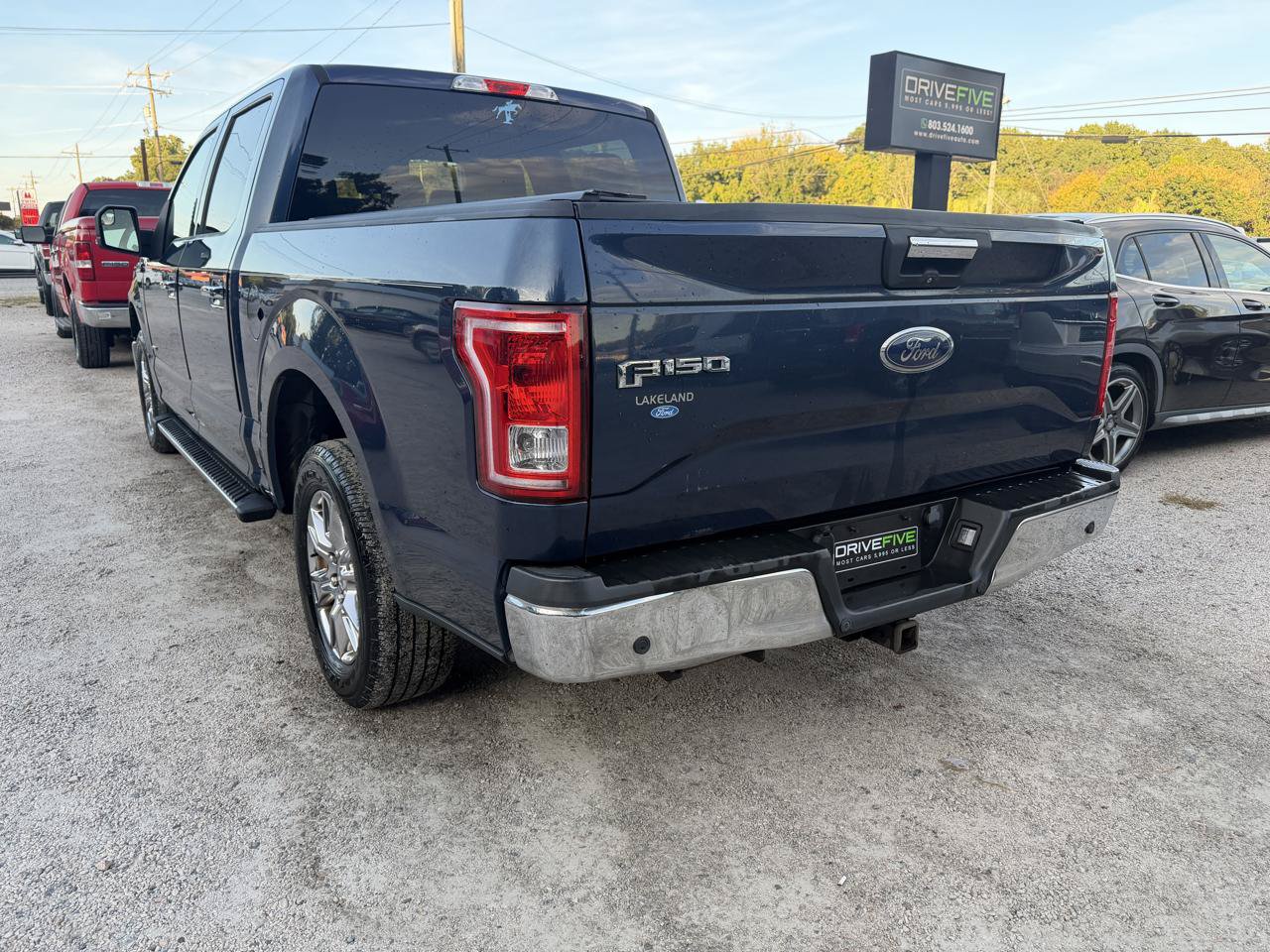 Used 2015 Ford F150 XLT w/ Equipment Group 301A Mid RWD image 3