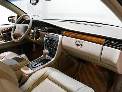 Used 2000 Cadillac Eldorado ESC w/ Comfort/Convenience Pkg image 17