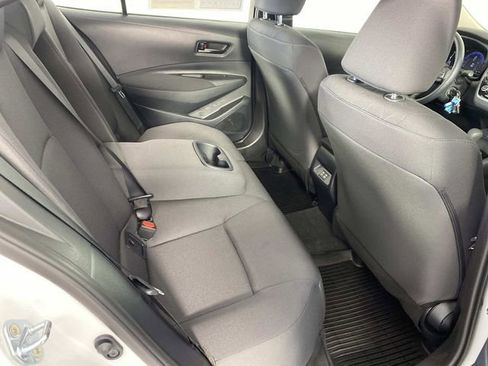 Used 2026 Toyota Corolla LE FWD image 12