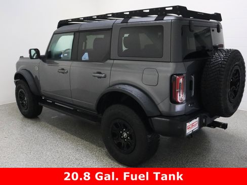 Used 2021 Ford Bronco Wildtrak image 9