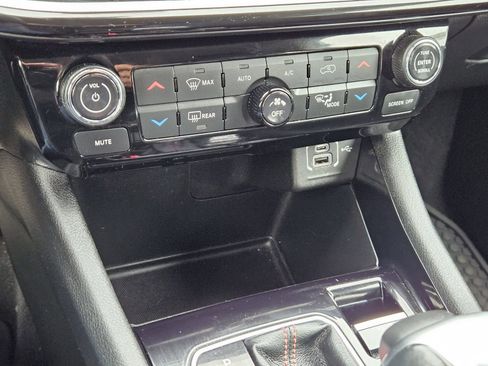 Used 2022 Jeep Compass Trailhawk w/ Trailhawk Elite Group image 23