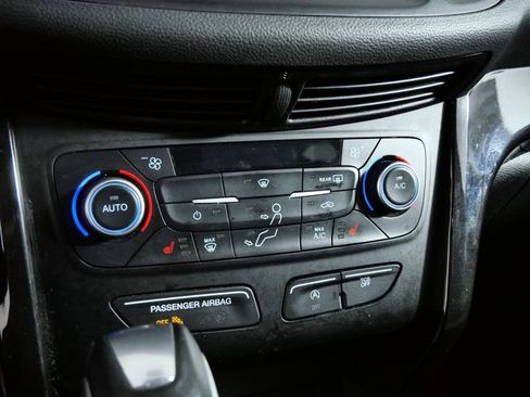 Certified 2019 Ford Escape SEL AWD/4WD image 22