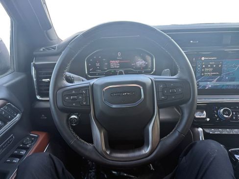 Used 2024 GMC Sierra 1500 Denali Ultimate AWD/4WD image 13