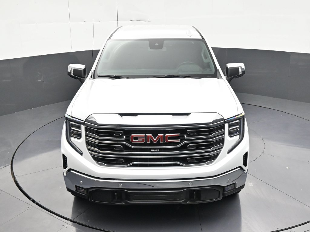 Used 2023 GMC Sierra 1500 SLT w/ SLT Premium Plus Package AWD/4WD image 22