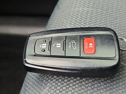 Certified 2024 Toyota RAV4 XLE w/ Convenience Package FWD image 29