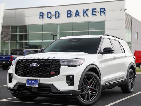 Certified 2025 Ford Explorer ST AWD/4WD image 1