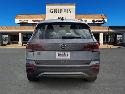 Used 2023 Volkswagen Taos S FWD image 8