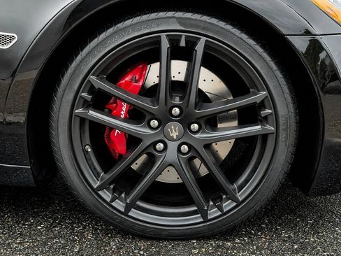 Used 2018 Maserati GranTurismo Sport RWD image 24