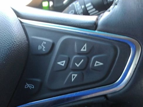 Used 2021 Chevrolet Bolt LT image 16