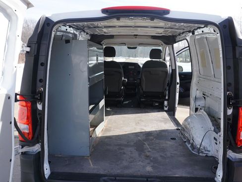 Used 2020 Mercedes-Benz Metris w/ Driver Efficiency Package image 23
