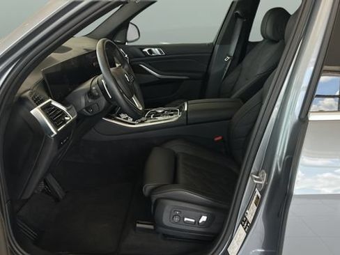 Used 2025 BMW X5 xDrive40i AWD/4WD image 8