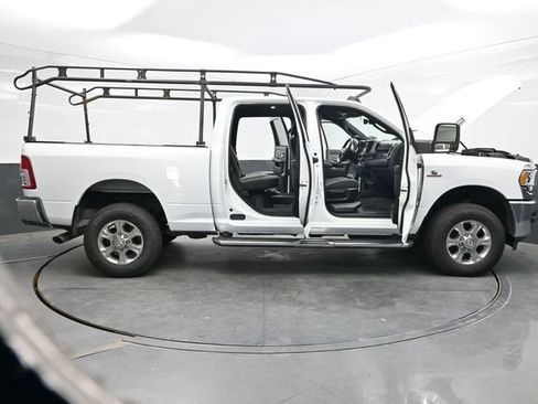 Used 2023 RAM 2500 Big Horn w/ Level 1 Equipment Group AWD/4WD image 39