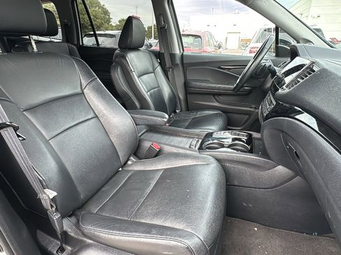 Used 2020 Honda Pilot Touring image 31