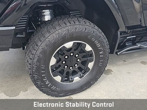 New 2025 GMC Hummer EV 3X w/ Extreme Off-Road Package AWD/4WD image 9