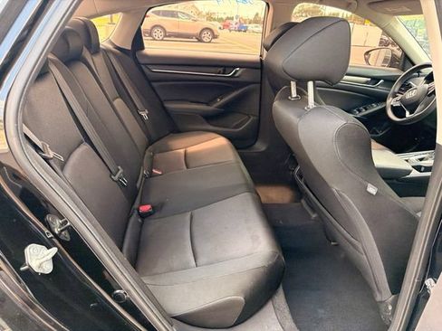Used 2018 Honda Accord LX image 17