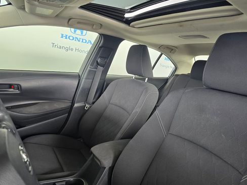 Used 2024 Toyota Corolla LE FWD image 11