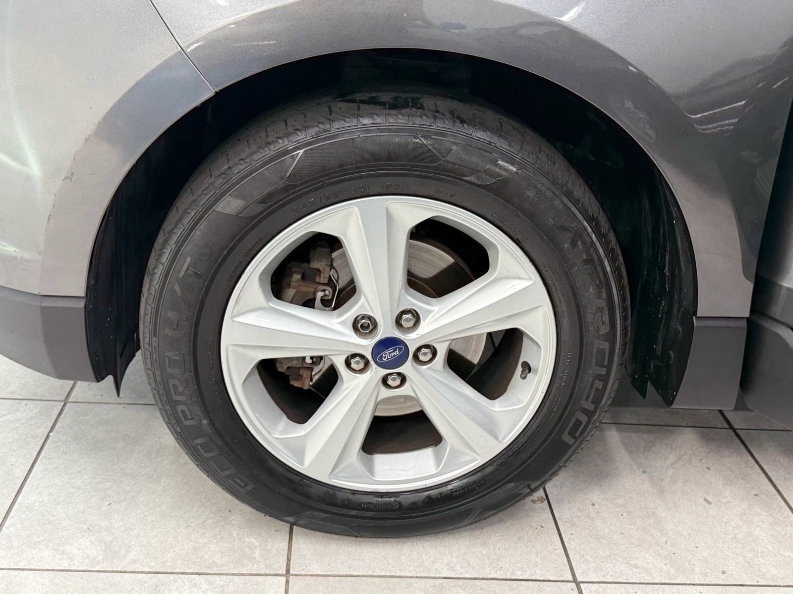 Used 2016 Ford Edge SE FWD image 38