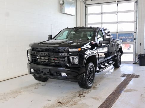 Used 2022 Chevrolet Silverado 3500 LTZ w/ LTZ Plus Package image 6