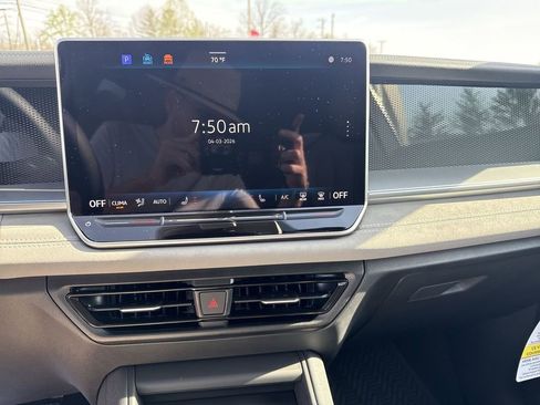 New 2026 Volkswagen Tiguan SE AWD/4WD image 12