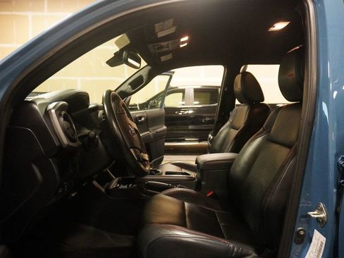 Used 2018 Toyota Tacoma TRD Pro image 5