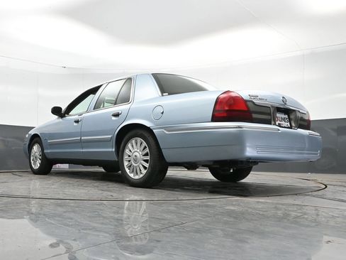 Used 2009 Mercury Grand Marquis LS RWD image 43
