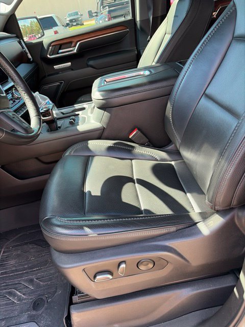 Used 2022 GMC Sierra 1500 Denali AWD/4WD image 3