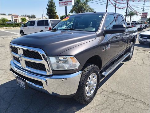 Used 2018 RAM 2500 Tradesman w/ Chrome Appearance Group AWD/4WD image 17