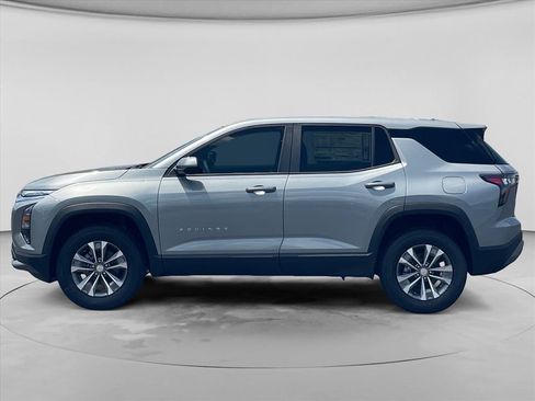 New 2027 Chevrolet Equinox LT w/ Safety and Technology Package FWD image 4