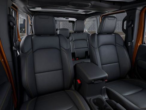 New 2026 Jeep Wrangler Unlimited Sahara AWD/4WD image 16