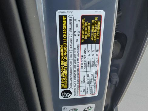 Used 2021 Volkswagen Atlas Cross Sport SE w/ Panoramic Sunroof Package image 34