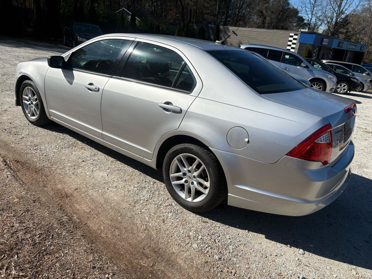 Used 2011 Ford Fusion S FWD image 5