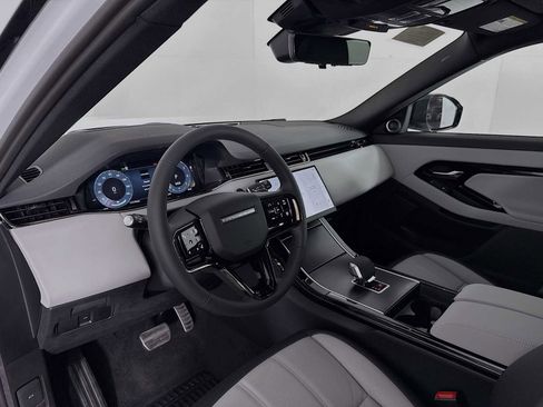 New 2026 Land Rover Range Rover Evoque Dynamic SE image 9