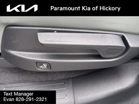 Used 2025 Kia Sorento SX Prestige w/ Sage Leather Package AWD/4WD image 18