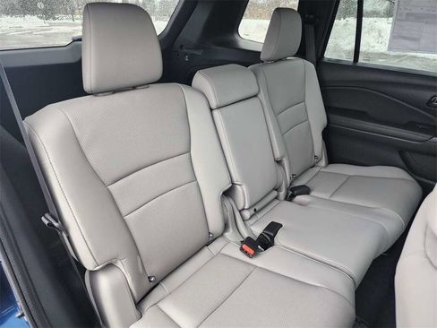 Used 2023 Honda Passport EX-L image 18