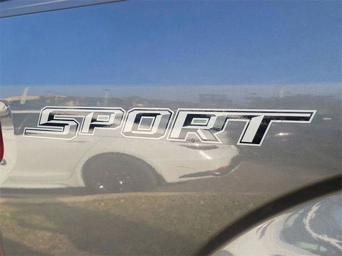 Used 2015 Ford F150 XLT w/ Equipment Group 302A Luxury image 10