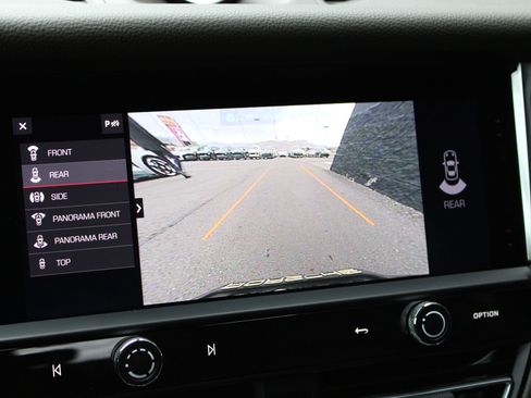 Used 2023 Porsche Macan S image 19