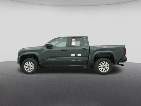 New 2025 Toyota Tacoma SR5 AWD/4WD image 18