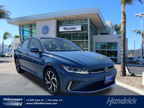 New 2025 Volkswagen Jetta SEL image 1