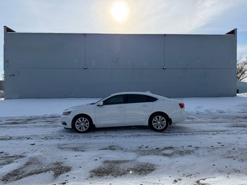 Used 2020 Chevrolet Impala LT w/ LT Convenience Package image 4