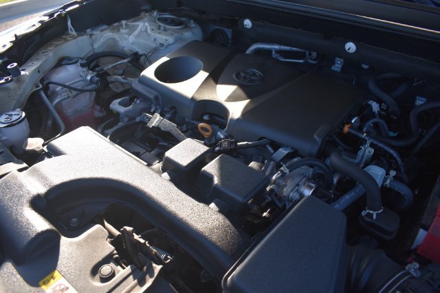 Used 2025 Toyota RAV4 XLE AWD/4WD image 34