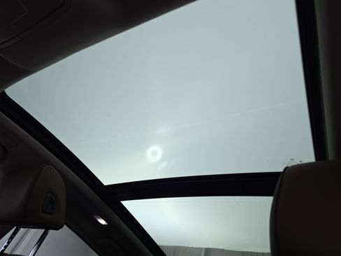 Used 2025 Acura RDX SH-AWD w/ Advance Package image 30