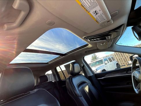 Used 2024 Jeep Grand Cherokee Limited 4xe image 22