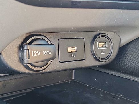 Used 2023 Hyundai Elantra SEL w/ Convenience Package FWD image 26