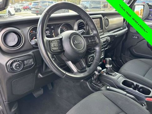 Used 2021 Jeep Gladiator Sport image 8