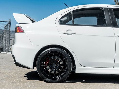 Used 2011 Mitsubishi Lancer Evolution GSR image 10